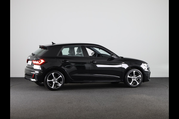 Audi A1 S Edition 25 TFSI 70 kW / 95 pk Sportback 7 versn. MMI navigatie Plus, Optiekpakket zwart Plus, Achteruitrijcamera, Stoelverwarming voorin