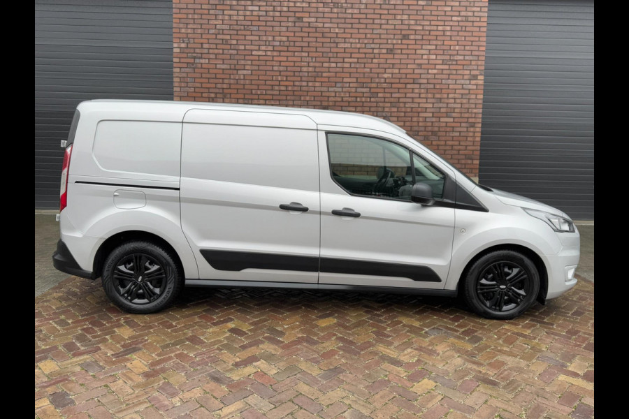 Ford Transit Connect 1.5 EcoBlue L2 / Trekhaak / 100 PK / Navigatie + Camera / Cruise Control / Ford dealer onderhouden / 1e Eigen