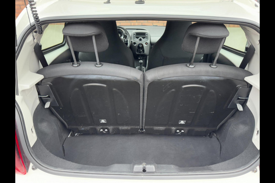 Peugeot 108 1.0 e-VTi Active / Airco / Bluetooth / NED-108 / 1e Eigenaar / Peugeot dealer onderhouden
