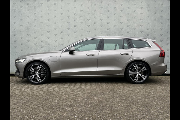 Volvo V60 2.0 T8 AWD Polestar Engineered Automaat | Head-Up | Leder | Panoramadak | Harman/Kardon | Stoelverwarming voor + achter | 19" Velgen | Camera | Navi | Cruise |