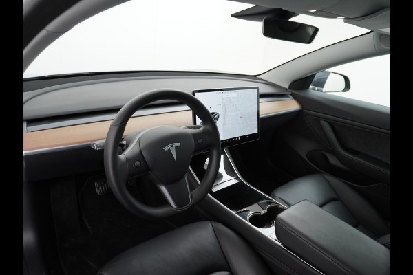 Tesla Model 3 Long Range 2020 75kWh 463PK Full Self Driving Computer Telefoon-Sleutel Premium Audio 4wd  18" Lmv AutoPilot Panoramadak Camera' Stoel en achterbank verwarming Keyless Electr.Stoelen+Memory+Easy-Entry WiFi Origineel Nederlandse auto Grootste accu, Tot 16,5kwh thuis laden.