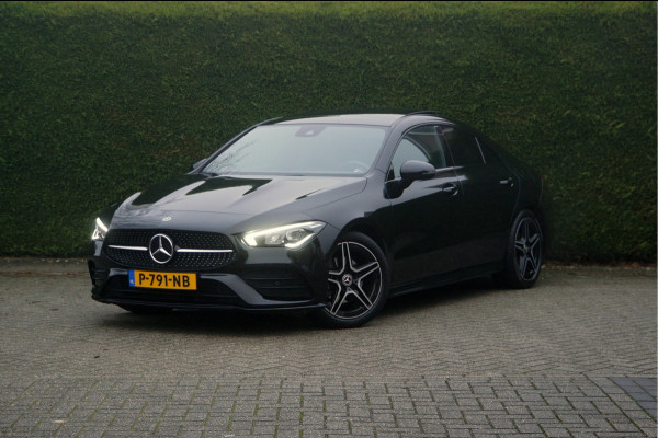 Mercedes-Benz CLA-Klasse CLA 180 AMG line Night | Panorama Sfeer Trekhaak Carplay