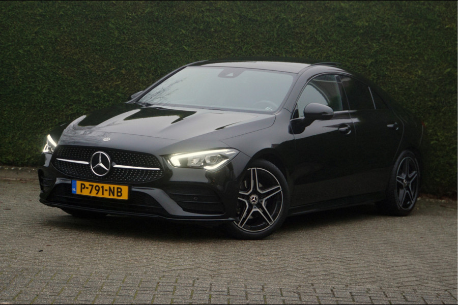 Mercedes-Benz CLA-Klasse CLA 180 AMG line Night | Panorama Sfeer Trekhaak Carplay