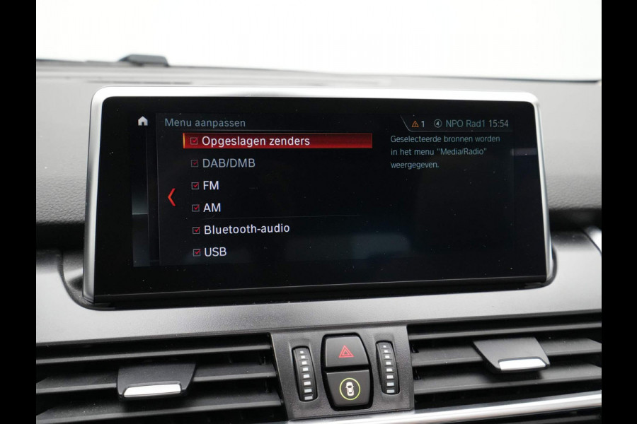 BMW 2 Serie Active Tourer 218i 140pk Automaat High Executive Edition Panorama Navigatie Led Stoelverwarming 39