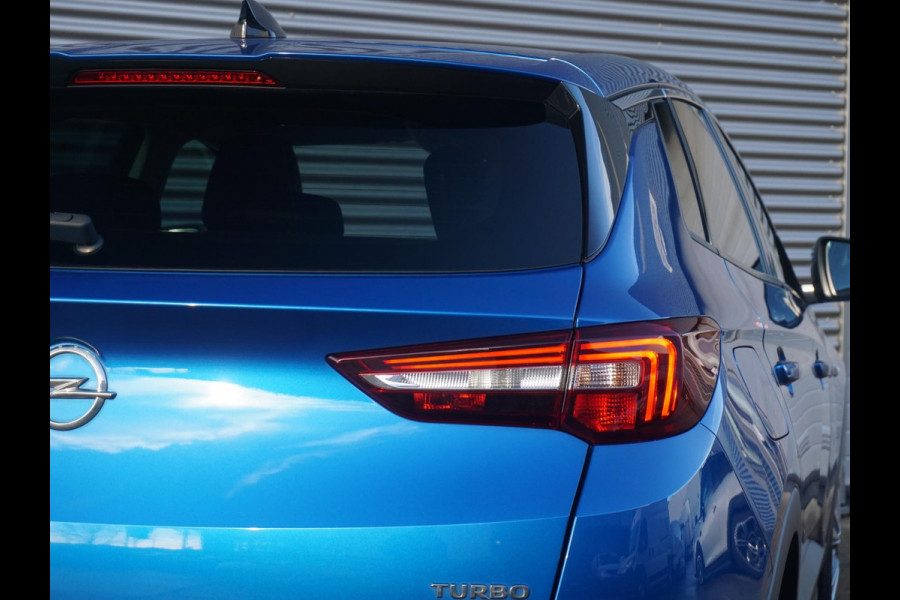 Opel Grandland X 1.2 Turbo Business Executive