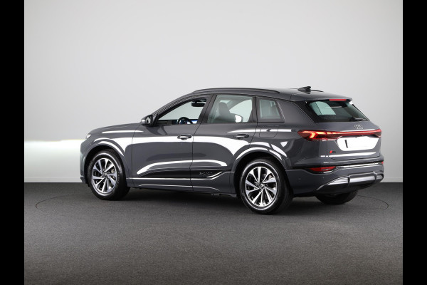 Audi Q6 Advanced edition e-tron perf 225kW/306pk 100Kwh Ha Tech Plus pakket, sportstoelen met leder, omgevingscamera's, adaptive cruisecontrol, verwarmbare voor en achterstoelen