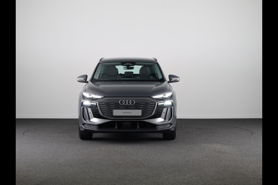 Audi Q6 Advanced edition e-tron perf 225kW/306pk 100Kwh Ha Tech Plus pakket, sportstoelen met leder, omgevingscamera's, adaptive cruisecontrol, verwarmbare voor en achterstoelen