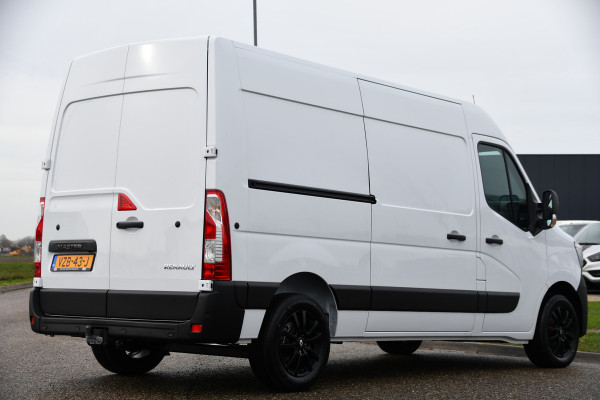 Renault Master T35 2.3 dCi 135 L2H2 Energy Black & White Edition Camera, Cruise, Carplay, Mutlimedia, 135 PK, NAVI, PDC