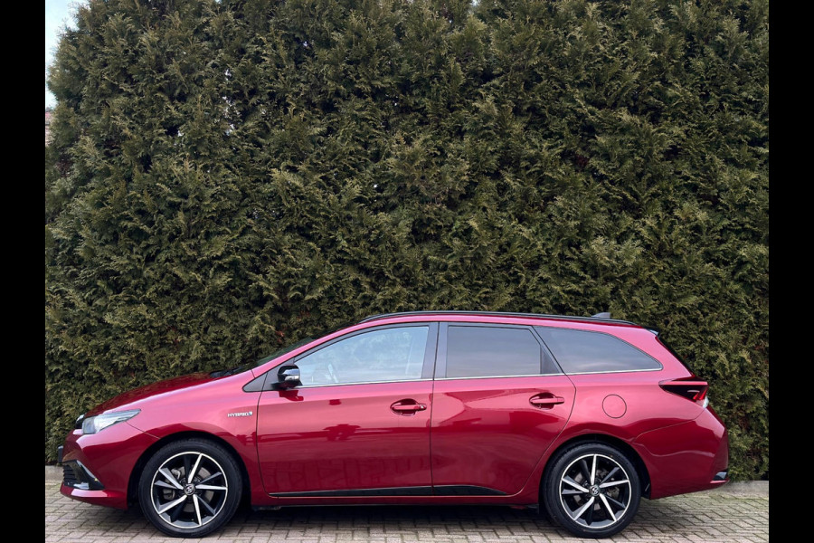 Toyota Auris Touring Sports 1.8 Hybrid Executive Camera