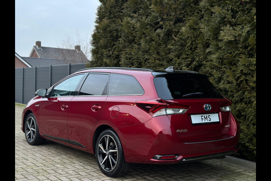 Toyota Auris Touring Sports 1.8 Hybrid Executive Camera