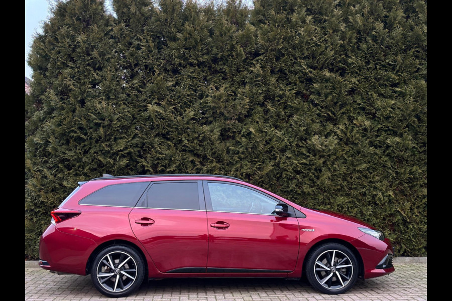 Toyota Auris Touring Sports 1.8 Hybrid Executive Camera