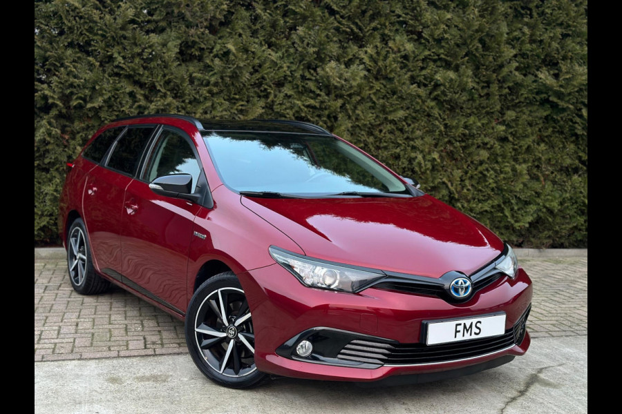 Toyota Auris Touring Sports 1.8 Hybrid Executive Camera