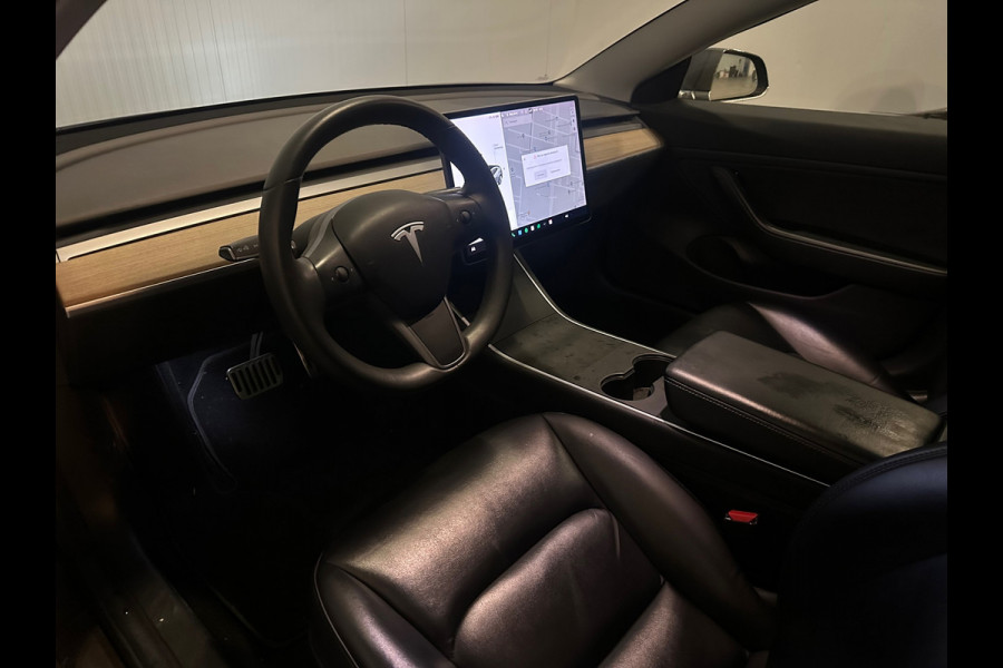 Tesla Model 3 Long Range AWD 75 kWh  TREKHAAK