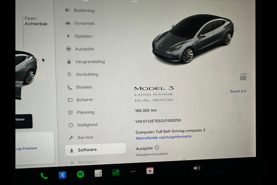 Tesla Model 3 Long Range AWD 75 kWh  TREKHAAK