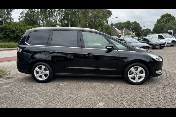 Ford Galaxy 1.5 Ecoboost Titanium 150pk | 7 persoons | Trekhaak | Navigatie | Alcantara bekleding | Memory Seats | Nieuwe Distributie riem  | Elektrische achterklep