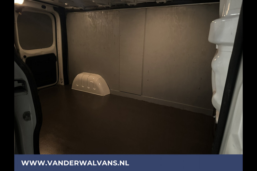 Opel Vivaro 1.6 CDTI 126pk L2H1 Euro6 Airco | Camera | LED | LM Velgen | Trekhaak | Cruisecontrol Parkeersensoren, Bijrijdersbank