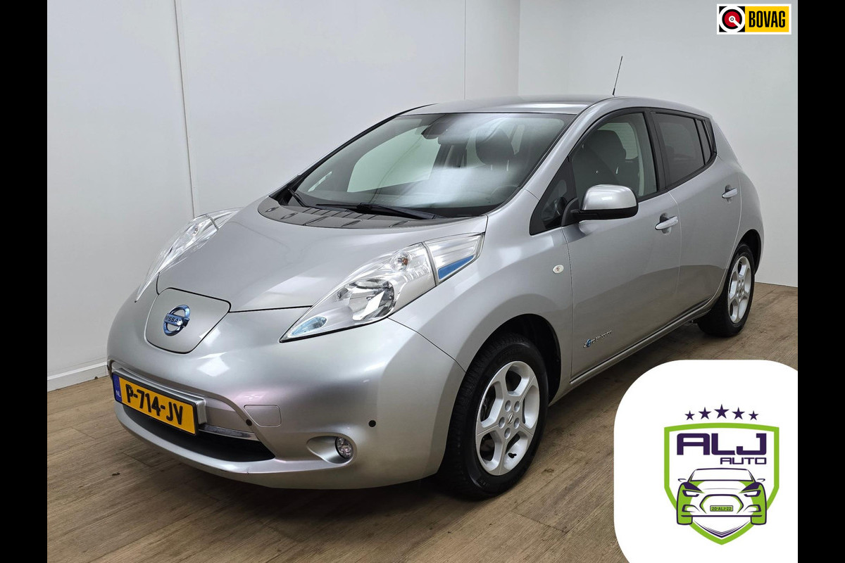 Nissan Leaf Occasion Acenta 30 kWh met parkeercamera | Tweedehands Nissan Leaf elektrisch in grijs | Weinig km's