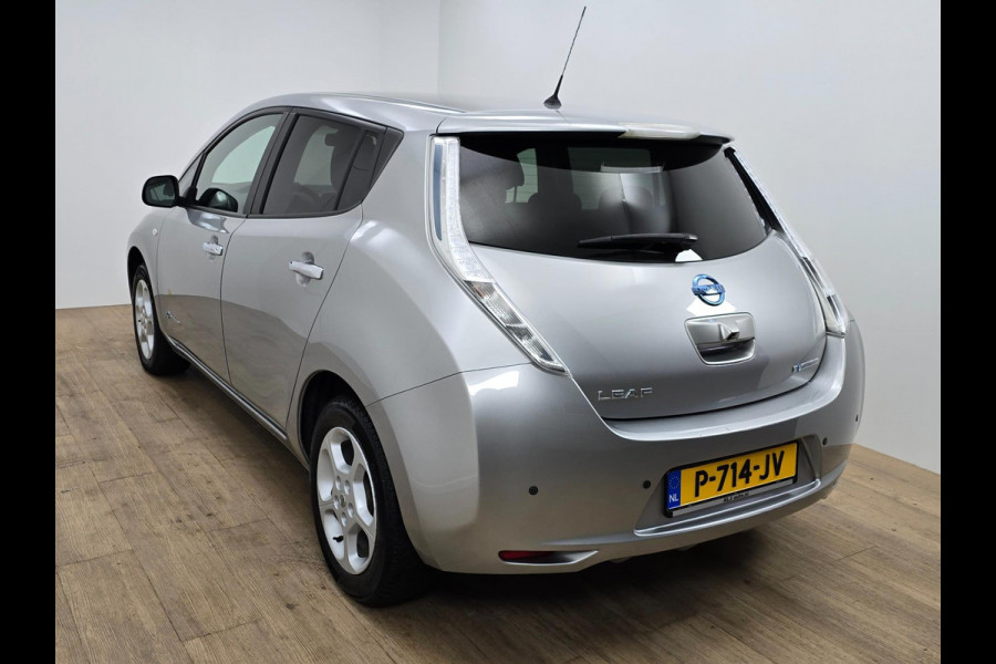 Nissan Leaf Occasion Acenta 30 kWh met parkeercamera | Tweedehands Nissan Leaf elektrisch in grijs | Weinig km's