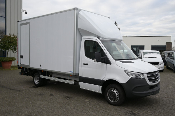 Mercedes-Benz Sprinter 517 CDI L3 Bakwagen met laadklep BPM vrij Geveerde stoel, MBUX 10.25, Led Koplampen Levering 04-2025