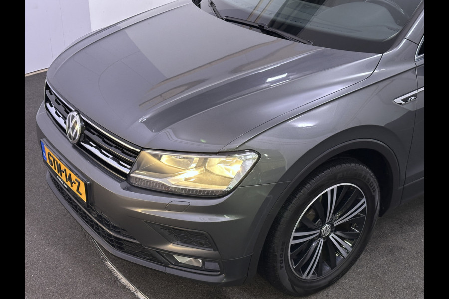 Volkswagen Tiguan 1.4 TSI ACT Business R Automaat | Panodak | Adaptive Cruise | Navigatie | L.M. 18" | Climate Control | Cruise Control | Stoelverwarming |