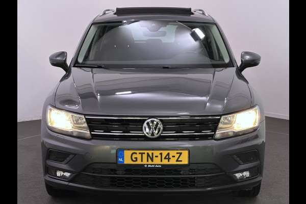 Volkswagen Tiguan 1.4 TSI ACT Business R Automaat | Panodak | Adaptive Cruise | Navigatie | L.M. 18" | Climate Control | Cruise Control | Stoelverwarming |