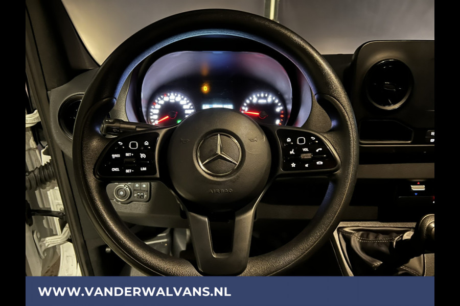 Mercedes-Benz Sprinter 315 CDI 150pk L3H2 Euro6 Airco | 360 Graden Camera | Navigatie | Apple Carplay Android Auto, Cruisecontrol, Parkeersensoren, Stoelverwarming, Chauffeursstoel, Bijrijdersbank