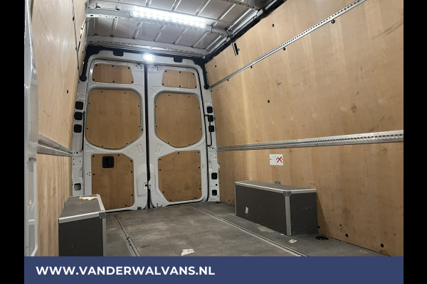 Mercedes-Benz Sprinter 315 CDI 150pk L3H2 Euro6 Airco | 360 Graden Camera | Navigatie | Apple Carplay Android Auto, Cruisecontrol, Parkeersensoren, Stoelverwarming, Chauffeursstoel, Bijrijdersbank