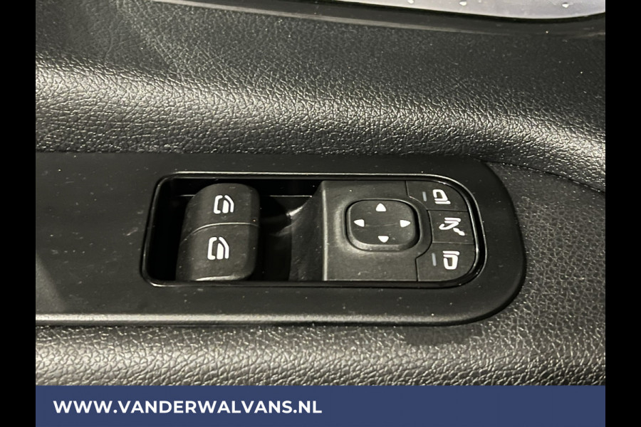 Mercedes-Benz Sprinter 315 CDI 150pk L3H2 Euro6 Airco | 360 Graden Camera | Navigatie | Apple Carplay Android Auto, Cruisecontrol, Parkeersensoren, Stoelverwarming, Chauffeursstoel, Bijrijdersbank