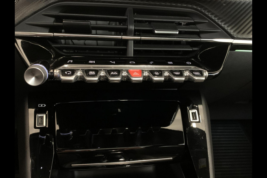 Peugeot 208 1.2 PureTech GT-Line 130PK | Automaat | Adaptieve Cruise Control | Trekhaak afneembaar |  Panoramadak | Navigatie | Achteruitrijcamera | Android auto / Apple carplay