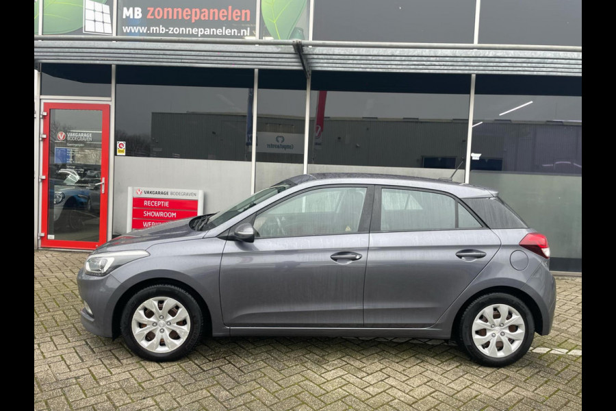 Hyundai i20 1.0 T-GDI Comfort / camera / navigatie