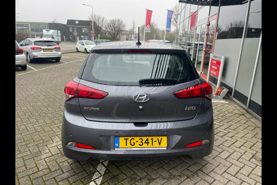 Hyundai i20 1.0 T-GDI Comfort / camera / navigatie