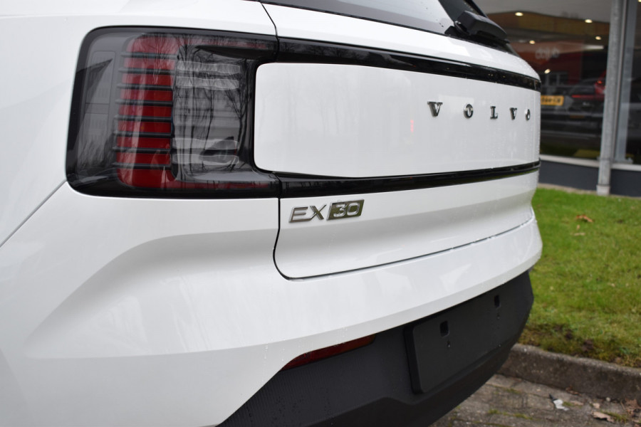 Volvo EX30 Extended Range Plus 69 kWh | 6000,- korting | Climate Pack | Apple Carplay | H&K | Camera | 19'LMV | ACC