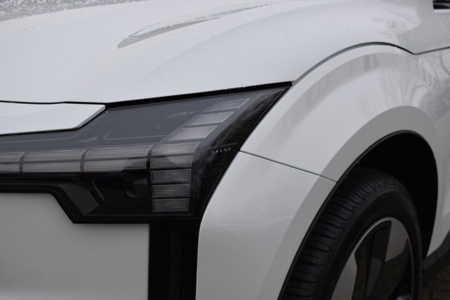 Volvo EX30 Extended Range Plus 69 kWh | 6000,- korting | Climate Pack | Apple Carplay | H&K | Camera | 19'LMV | ACC
