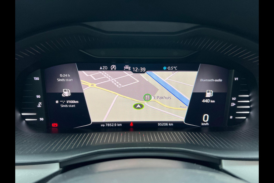 Škoda SCALA 1.0 TSI Ambition | Virtual cockpit | Full-map Navigatie | Apple Carplay