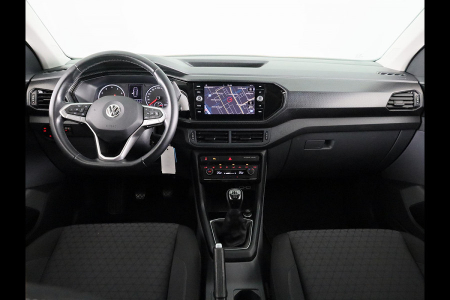 Volkswagen T-Cross 1.0 TSI Life 95 pk | Navigatie | Parkeersensoren | Adaptieve cruise control | Autom. airco | Apple Carplay/Android Auto |