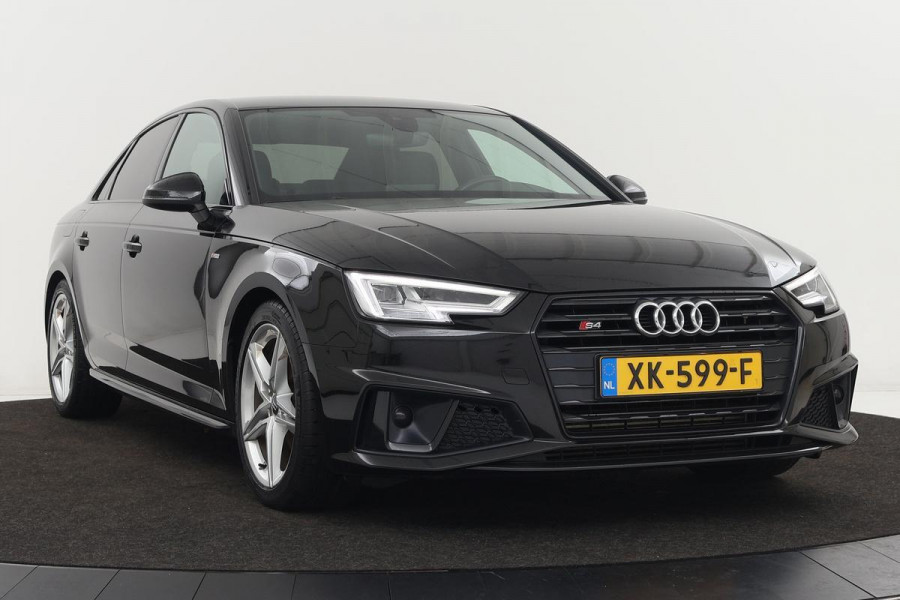 Audi A4 40 TFSI Sport S line Black Edition | Leder | Navigatie | Full LED | Sportstoelen | Climate control | Audi Sound | S Line