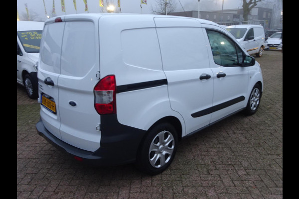 Ford Transit Courier 1.5 TDCI Trend Duratorq S&S AIRCO SCHUIFDEUR EU6