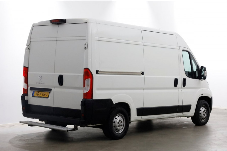 Peugeot Boxer 2.2 BlueHDi 120pk L2H2 Premium Airco/Navi/2x Schuifdeur 03-2020