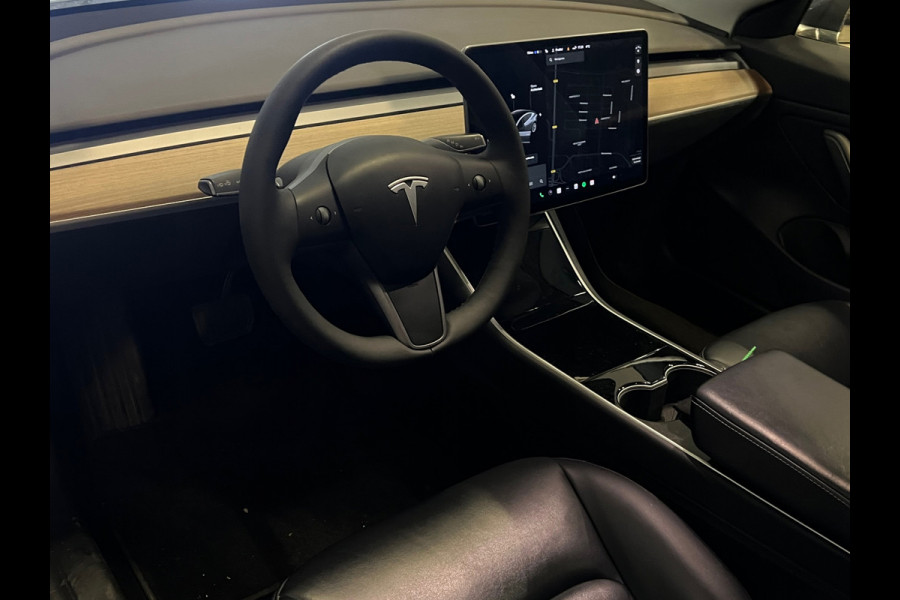 Tesla Model 3 Standard RWD Plus 60 kWh AUTOPILOT