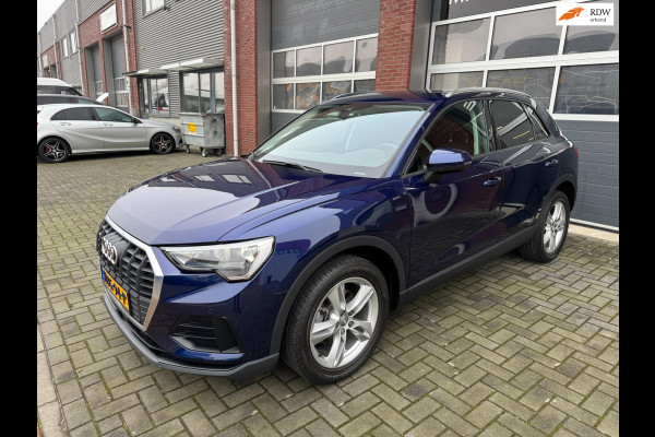 Audi Q3 35 TFSI Advanced LED ACC Lane Navi Carplay PDC DAB