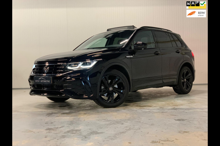 Volkswagen Tiguan 1.5 TSI R-Line | HUD | PANO | TREKHAAK | IQ LIGHTS