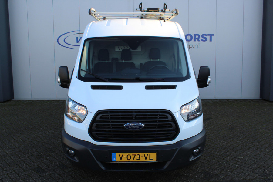 Ford Transit 290 2.0-105pk TDCI L2H2 Ambiente. Totaal 7 stuks, rest wordt nog gepubliceerd. Compleet ingerichte Ford Transit ! Camera, pdc v+a, airco, ladder achterd., opstaptrede met trekhaak, imperiaal met ladder, omvormer naar 220V, etc etc.