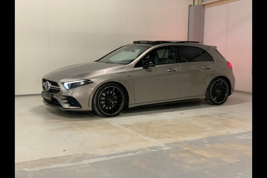 Mercedes-Benz A-Klasse AMG 35 4MATIC Edition 1 | BURMESTER | 360 CAMERA | MEMORY SEATS | CHAMPAGNE KLEUR