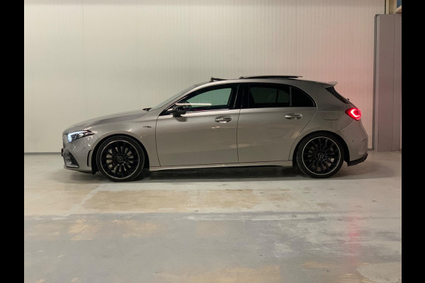 Mercedes-Benz A-Klasse AMG 35 4MATIC Edition 1 | BURMESTER | 360 CAMERA | MEMORY SEATS | CHAMPAGNE KLEUR