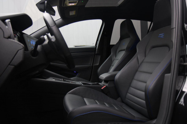Volkswagen Golf 2.0 TSI R 4Motion AKRAP/PANO/CAM/ACC/DCC/ BOMVOL