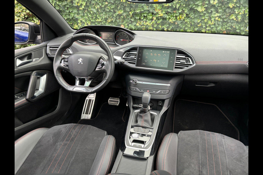 Peugeot 308 1.2 PureTech GT-line | Full Option | Automaat | Panorama | Alcantara | Denon Sound | Dealer Onderhouden |