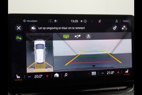 Škoda ENYAQ iV 80 Apple Carplay Android Auto-Pilot Navi Pano-dak HUD DCC Trekhaak Ecc Elec.Stoel met memory Adaptieve Cruise Control Camera Key NoodremAssist Stoelverwarming Bluetooth Dodehoek detector Draadloze tel.lader Lmv 20" Rijstrooksensor Regen-Lichtsensor DCC Adaptive Chassisregeling 1e Eigenaar