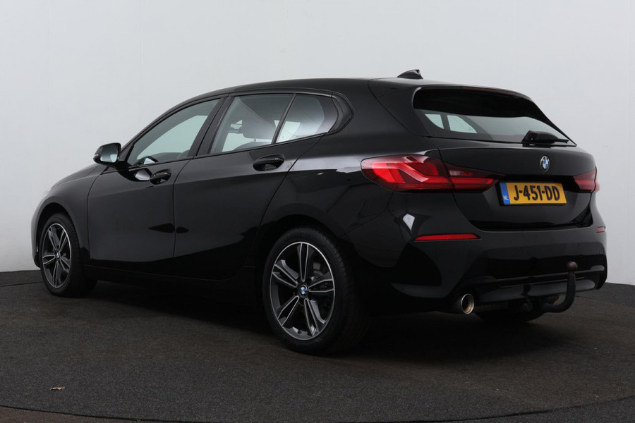 BMW 1-serie 118i Executive Edition SportLine (1e Eig, NL-auto, DealeronderH, Navi Prof, Apple Carplay, PDC V+A, Cruise Con, Etc)