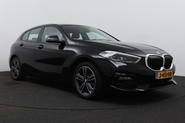 BMW 1-serie 118i Executive Edition SportLine (1e Eig, NL-auto, DealeronderH, Navi Prof, Apple Carplay, PDC V+A, Cruise Con, Etc)