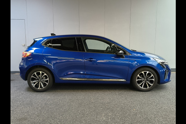 Renault Clio 1.0 TCe 90 GPF Techno uit 2023 Rijklaar + 12 maanden Bovag-garantie Henk Jongen Auto's in Helmond,  al 50 jaar service zoals 't hoort!